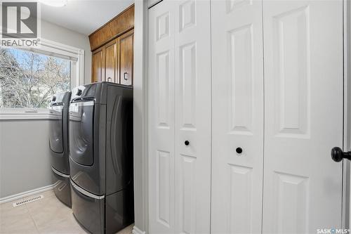 2206 Mahony Crescent, Regina, SK - Indoor Photo Showing Laundry Room