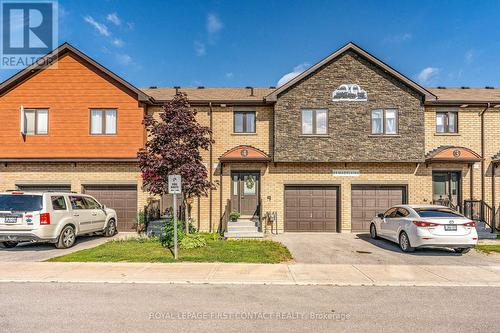 4 - 29 MADELAINE DRIVE  Barrie, ON L9J 0G8