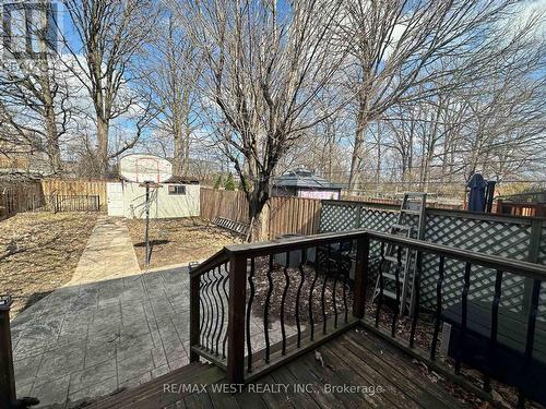 1421 Freeport Drive, Mississauga, ON - Outdoor