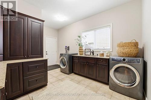 20 Cottonwood Crescent, Cambridge, ON - Indoor Photo Showing Laundry Room