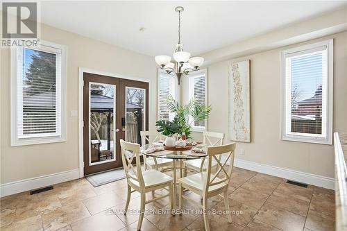 223 Annabelle Street, Hamilton, ON - Indoor Photo Showing Dining Room