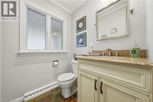 6 Summit Circle, Simcoe, ON - Indoor Photo Showing Bathroom