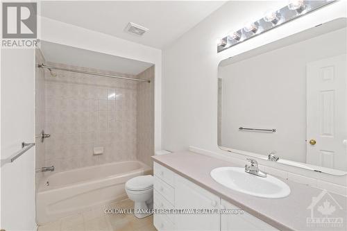 157 Annapolis Circle, Ottawa, ON - Indoor Photo Showing Bathroom