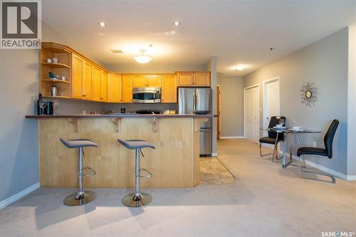 1002 1914 Hamilton Street, Regina, SK - Indoor Photo Showing Kitchen