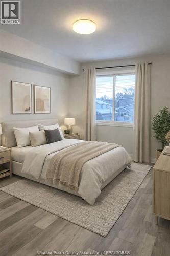 647 Janette Unit# B, Windsor, ON - Indoor Photo Showing Bedroom