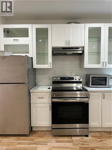 13 Hess Street, Hamilton, ON - Indoor Photo Showing Kitchen
