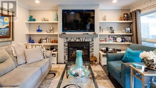 458 Boler Road, London South (South K), ON - Indoor Photo Showing Living Room