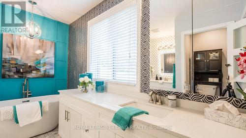 458 Boler Road, London South (South K), ON - Indoor Photo Showing Bathroom