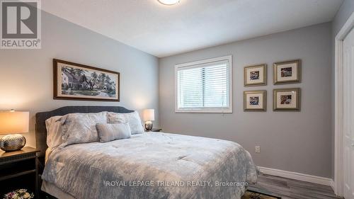 458 Boler Road, London South (South K), ON - Indoor Photo Showing Bedroom
