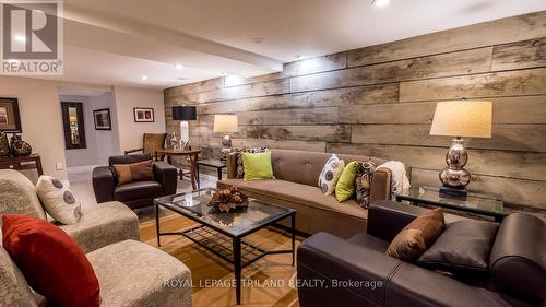 458 Boler Road, London South (South K), ON - Indoor Photo Showing Living Room