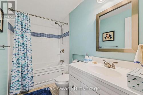 170 Anna Avenue, Ottawa, ON - Indoor Photo Showing Bathroom