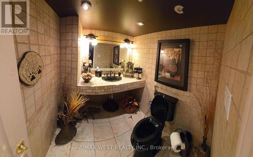 64 Kingmount Crescent, Richmond Hill, ON - Indoor Photo Showing Bathroom