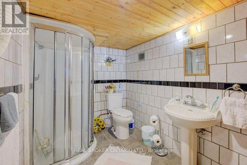 458 Upper Wentworth Street, Hamilton, ON - Indoor Photo Showing Bathroom