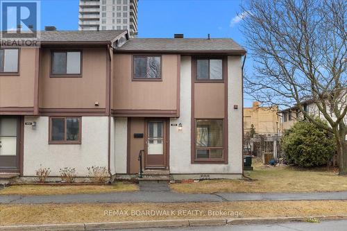 1456 MURDOCK GATE  Ottawa, ON K1J 8R5