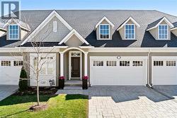 14 MILLS Lane Niagara-On-The-Lake, ON L0S 1J1