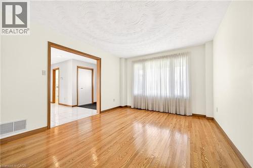 27 Trieste Place, Hamilton, ON - Indoor Photo Showing Other Room