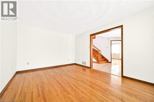 27 Trieste Place, Hamilton, ON - Indoor Photo Showing Other Room