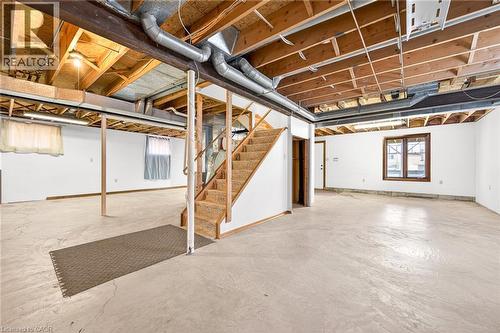 27 Trieste Place, Hamilton, ON - Indoor Photo Showing Basement