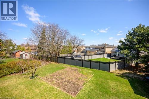 27 Trieste Place, Hamilton, ON - Outdoor With Backyard