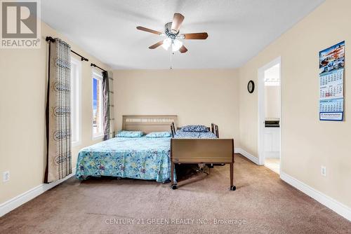 3152 Angel Pass Drive, Mississauga, ON - Indoor Photo Showing Bedroom