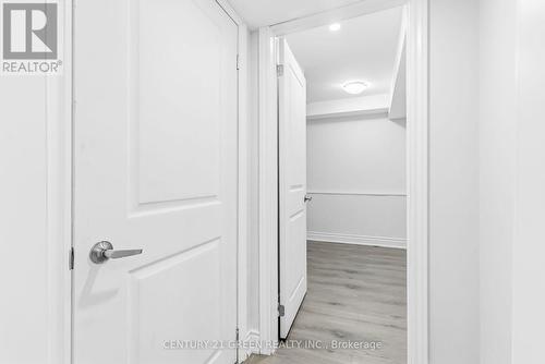 3152 Angel Pass Drive, Mississauga, ON - Indoor Photo Showing Other Room