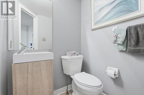 5189 Blue Spruce Avenue, Burlington, ON - Indoor Photo Showing Bathroom