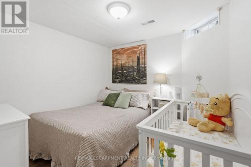 5189 Blue Spruce Avenue, Burlington, ON - Indoor Photo Showing Bedroom