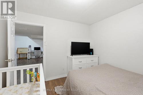 5189 Blue Spruce Avenue, Burlington, ON - Indoor Photo Showing Bedroom