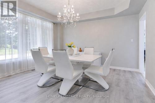 847 Greenleaf Gate, Oshawa, ON - Indoor Photo Showing Dining Room