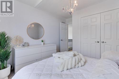 847 Greenleaf Gate, Oshawa, ON - Indoor Photo Showing Bedroom