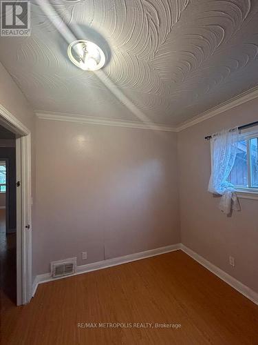 MAIN - 1837 VICTORIA PARK AVENUE , Toronto, Ontario M1R 1T4 2