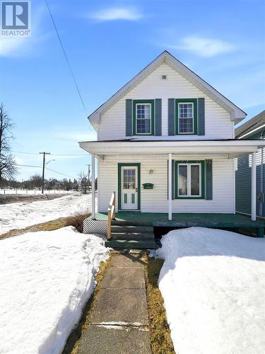 86 Pardee AVE  Sault Ste Marie, ON P6B 1W3