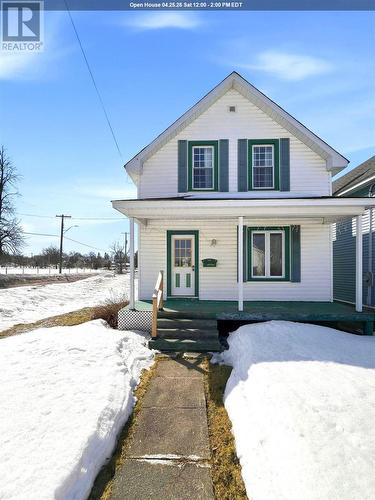 86 Pardee AVE  Sault Ste Marie, ON P6B 1W3