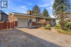 246 MAIN Street E Grimsby, ON L3M 1P6