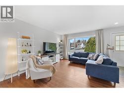 1233 Turri Avenue Kelowna, BC V1Y 8N7