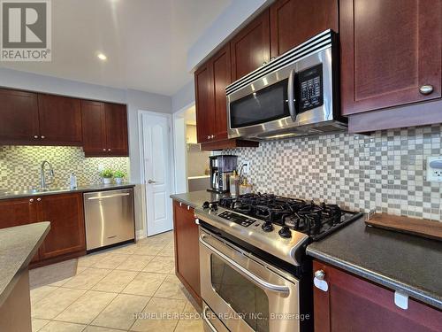 635 Scott Boulevard, Milton, ON - Indoor Photo Showing Kitchen