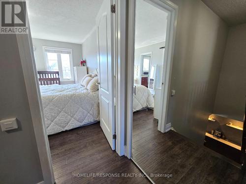 635 Scott Boulevard, Milton, ON - Indoor Photo Showing Bedroom