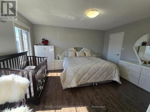635 Scott Boulevard, Milton, ON - Indoor Photo Showing Bedroom