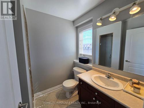 635 Scott Boulevard, Milton, ON - Indoor Photo Showing Bathroom