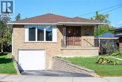 112 PURDY Crescent  Hamilton, ON L9A 3B3