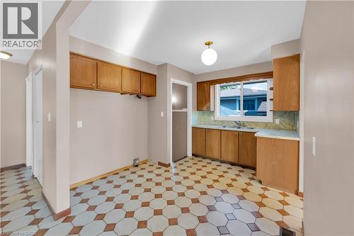 112 Purdy Crescent, Hamilton, ON - Indoor Photo Showing Kitchen With Double Sink