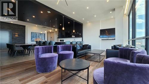 Indoor rooftop lounge & bar - 101 Locke Street Unit# 511, Hamilton, ON - Indoor Photo Showing Living Room
