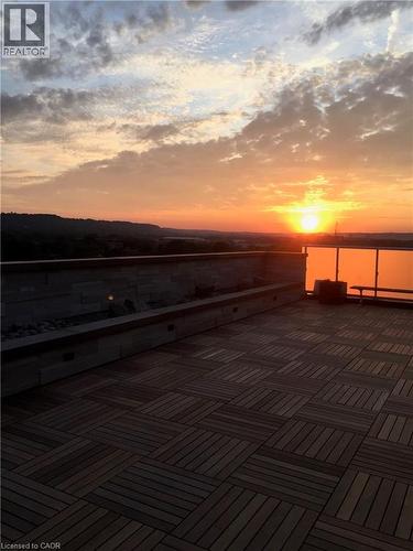 Skyline Fitness Center - outdoor yoga/pilates deck - 101 Locke Street Unit# 511, Hamilton, ON - Outdoor With Body Of Water With View