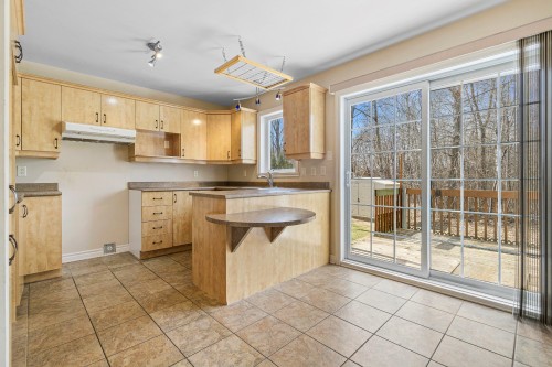Kitchen - 3669 Ch. St-Antoine, Laval (Laval-Ouest), QC - Indoor Photo Showing Kitchen