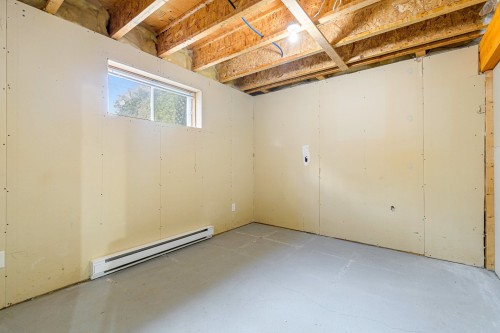 Bedroom - 3669 Ch. St-Antoine, Laval (Laval-Ouest), QC - Indoor Photo Showing Basement