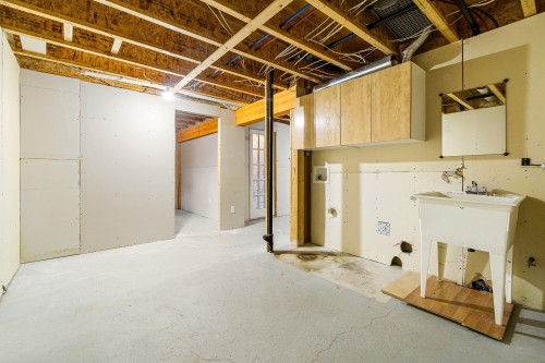 Laundry - 3669 Ch. St-Antoine, Laval (Laval-Ouest), QC - Indoor Photo Showing Basement
