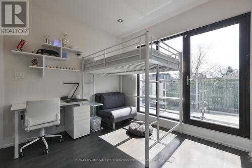 647 Montbeck Crescent, Mississauga, ON - Indoor