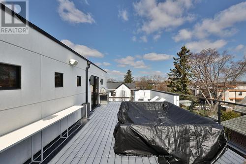 647 Montbeck Crescent, Mississauga, ON - Outdoor