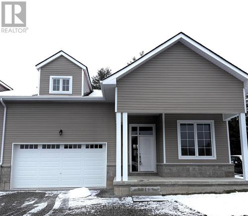 16 TURNBERRY COURT  Bracebridge (Monck (Bracebridge)), ON P1L 0N5