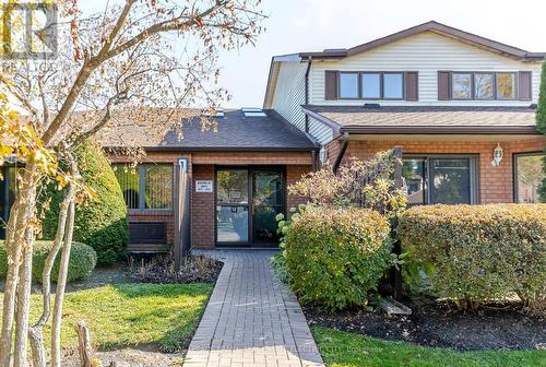 30 - 36 Champlain Crescent, Peterborough (Northcrest Ward 5), ON - Outdoor With Deck Patio Veranda